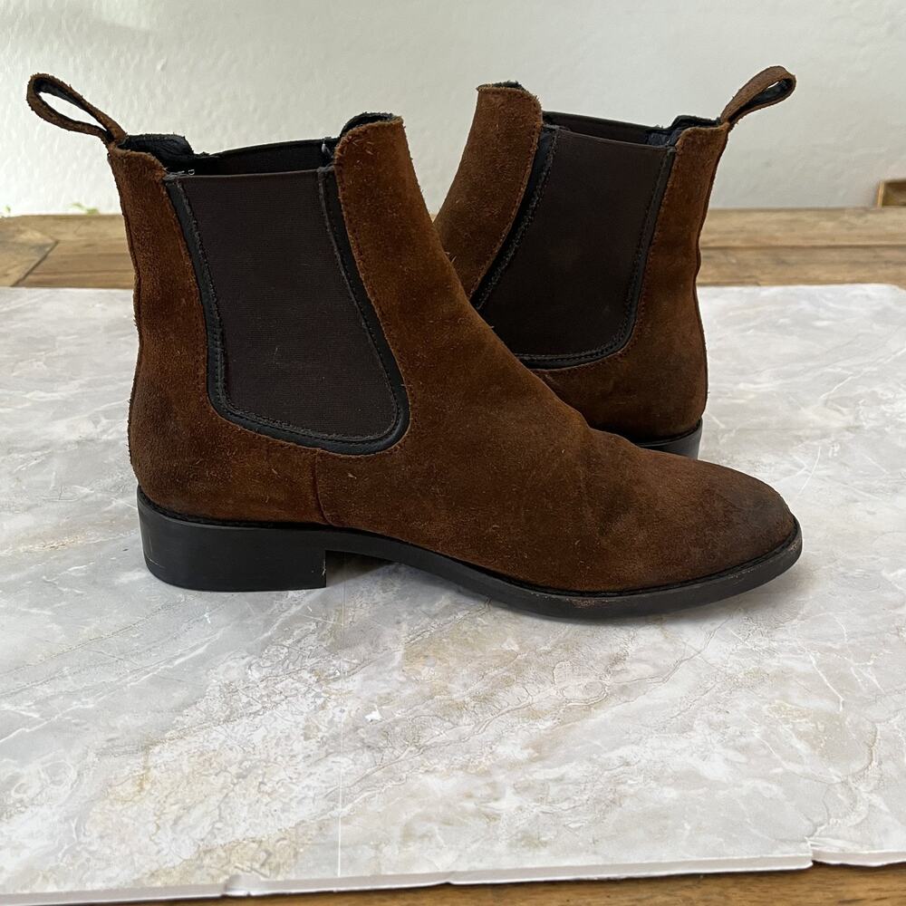 Thursday Boot Co. Cavalier Chelsea Ankle Boot Womens 8.5 Chestnut Brown Suede - Picture 9 of 14